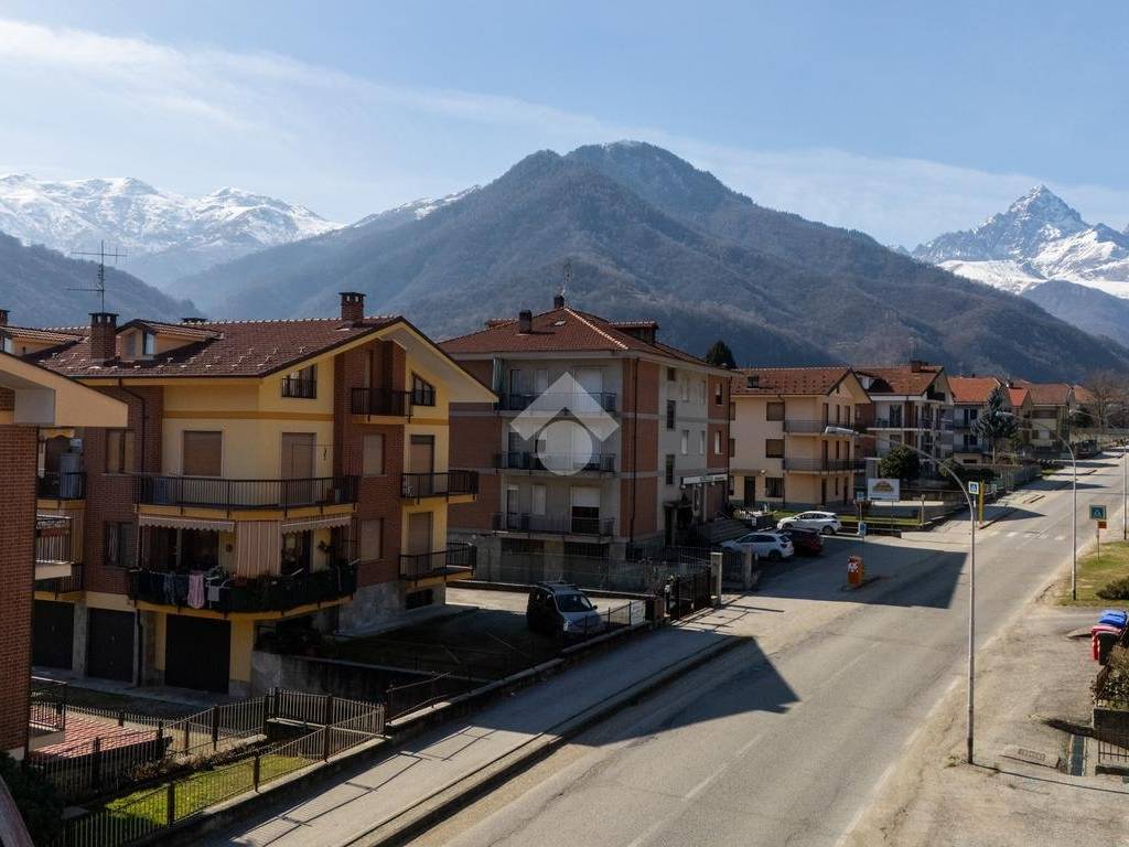 appartamento in vendita a Paesana