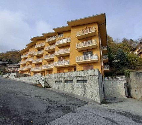 appartamento in vendita a Paesana in zona San Lorenzo