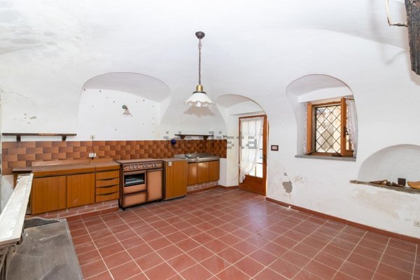 appartamento in vendita a Paesana