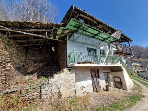 casa indipendente in vendita a Paesana