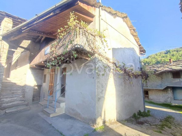 casa semindipendente in vendita a Paesana