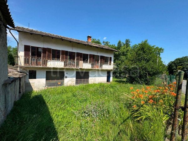 casa indipendente in vendita a Paesana