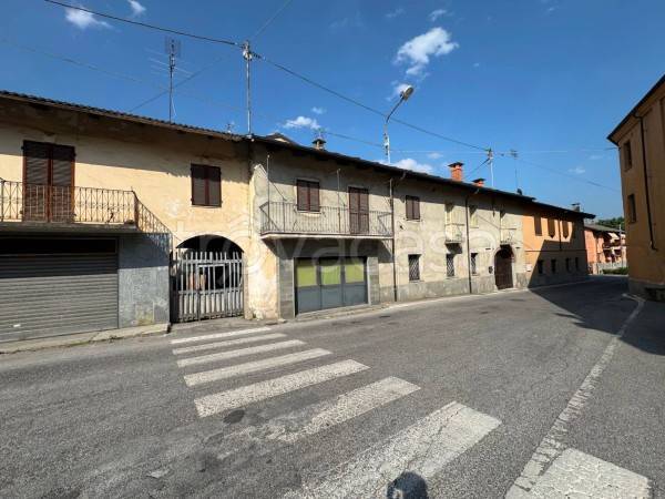 appartamento in vendita a Paesana