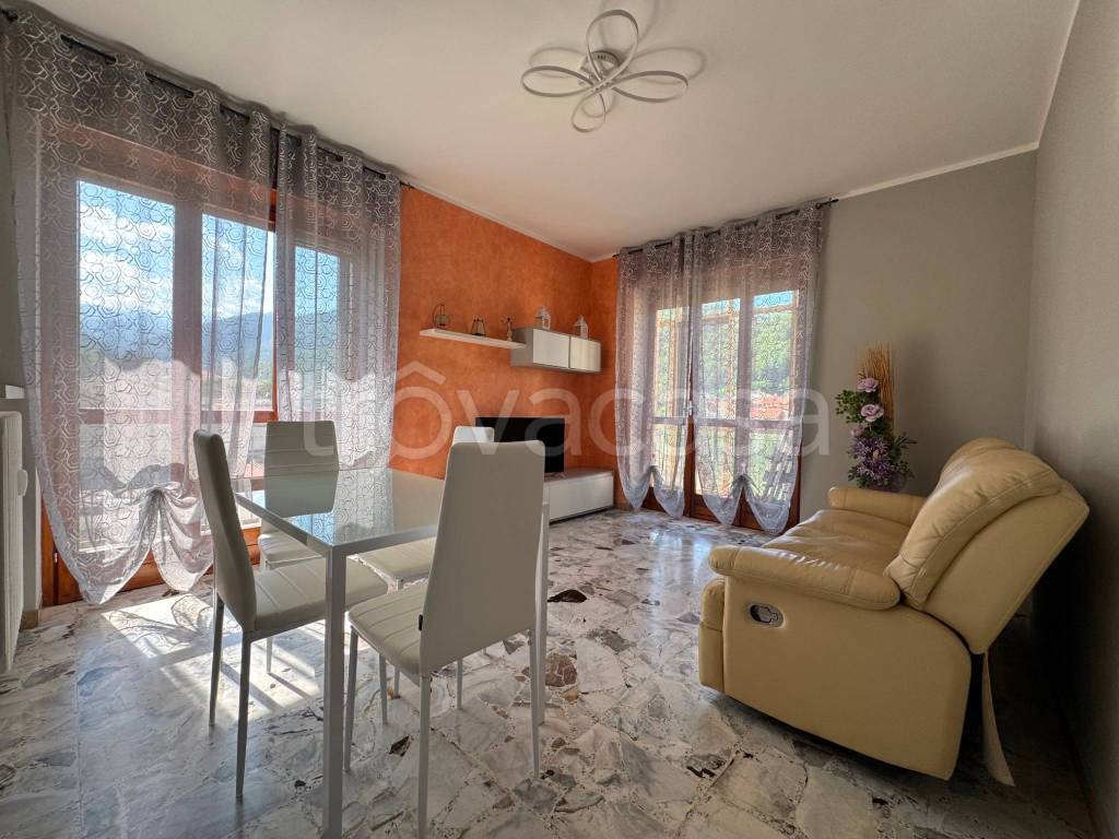 appartamento in vendita a Paesana
