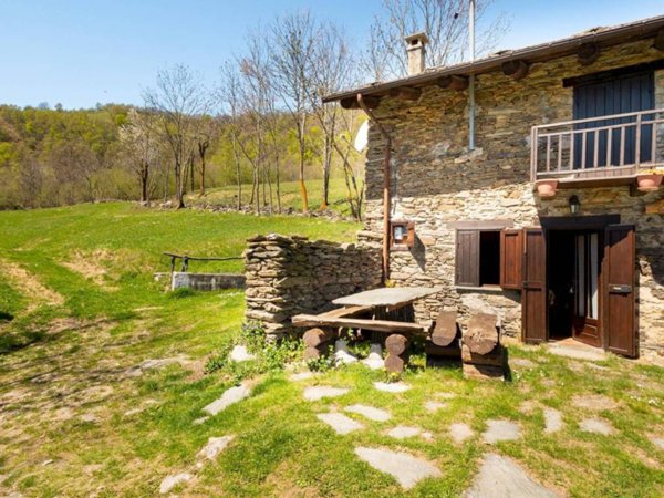 casa indipendente in vendita a Paesana