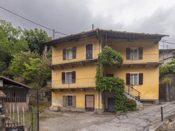 casa indipendente in vendita a Paesana in zona Calcinere