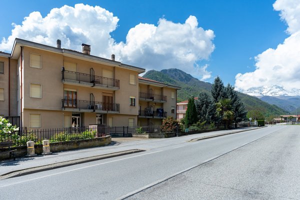 appartamento in vendita a Paesana