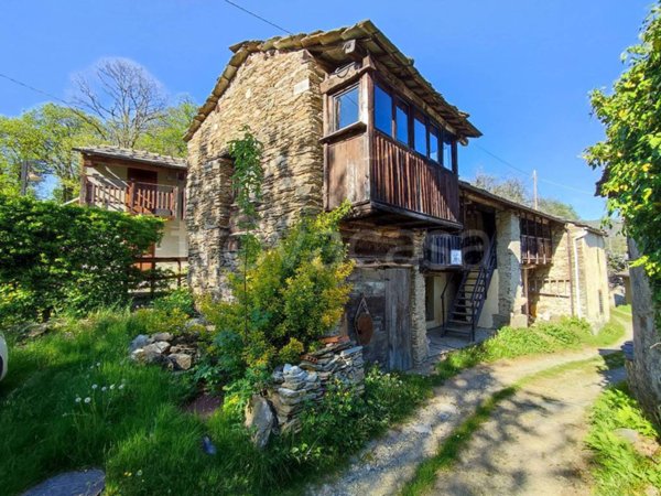 casa indipendente in vendita a Paesana