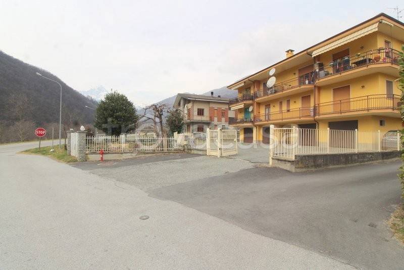 appartamento in vendita a Paesana in zona Croesio