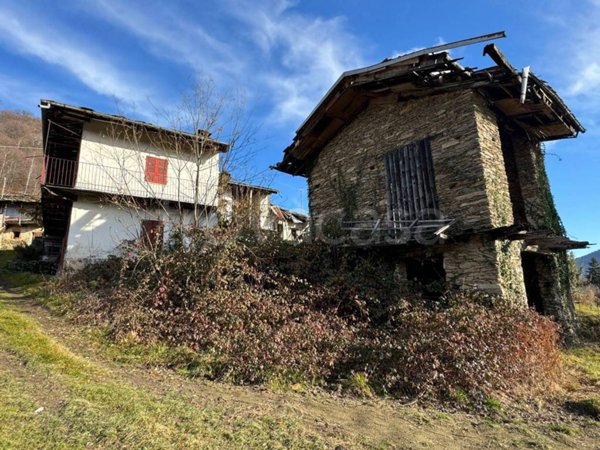 casa indipendente in vendita a Paesana