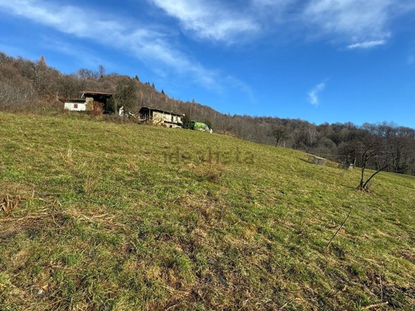 casa semindipendente in vendita a Paesana
