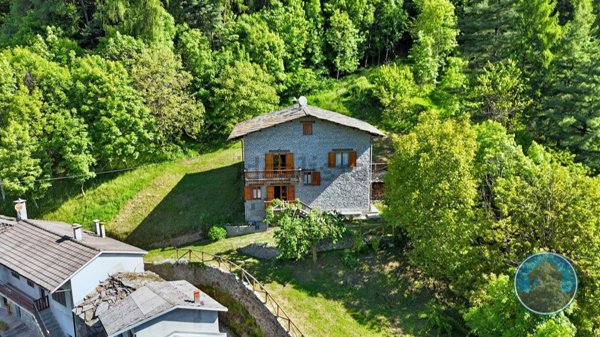 casa indipendente in vendita a Paesana