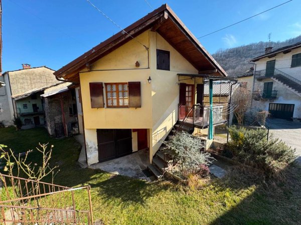 casa indipendente in vendita a Paesana