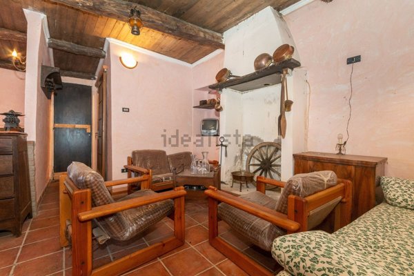 casa indipendente in vendita a Paesana
