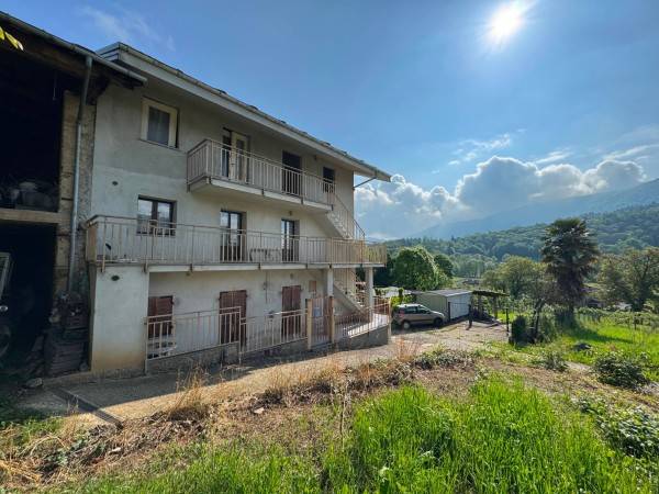 appartamento in vendita a Paesana