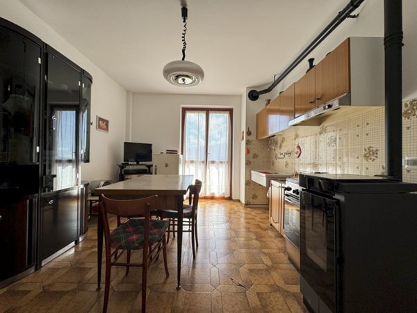 appartamento in vendita a Paesana