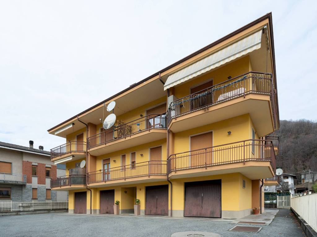 appartamento in vendita a Paesana