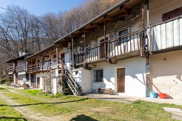 casa indipendente in vendita a Paesana