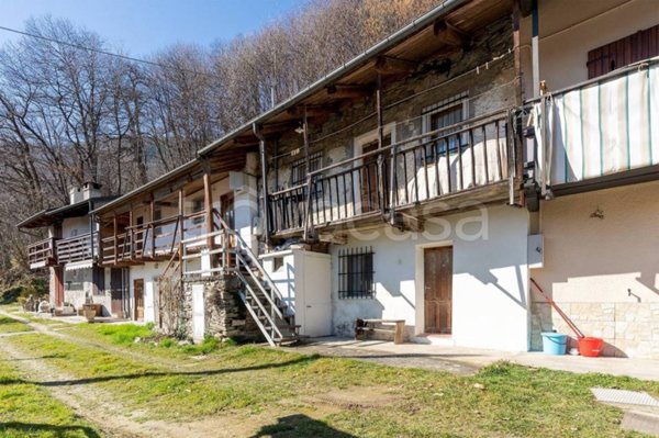 casa indipendente in vendita a Paesana