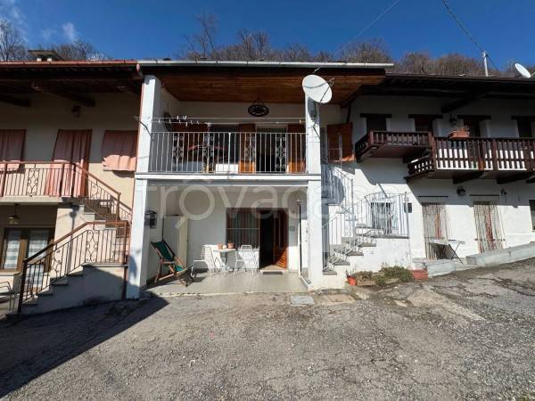 casa indipendente in vendita a Paesana