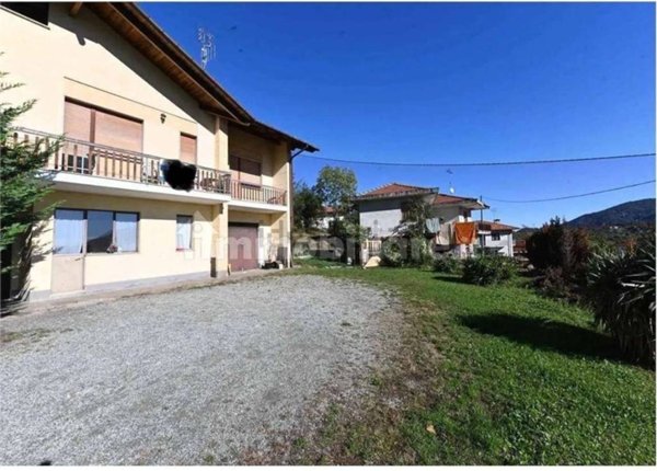 casa indipendente in vendita a Paesana