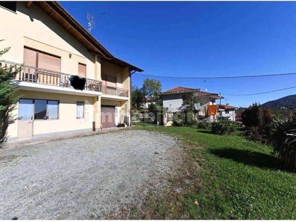casa indipendente in vendita a Paesana