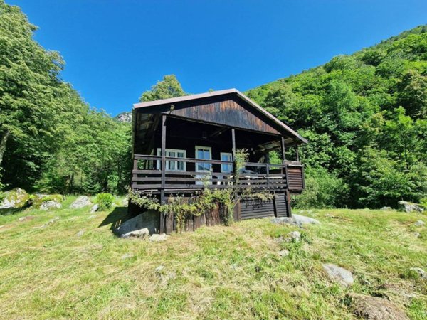 casa indipendente in vendita a Paesana