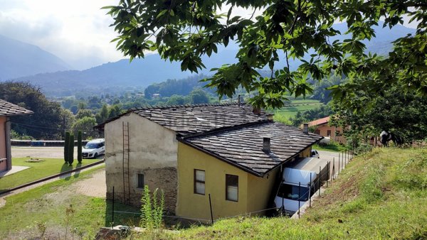 casa indipendente in vendita a Paesana