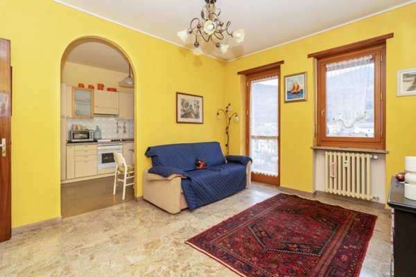 casa indipendente in vendita a Paesana