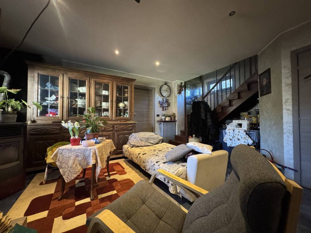 casa indipendente in vendita a Paesana