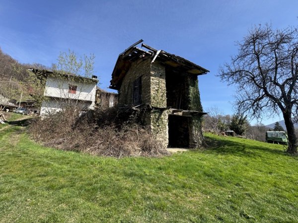 casa semindipendente in vendita a Paesana