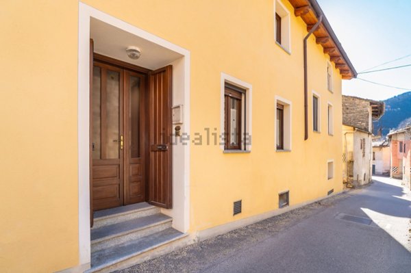 casa indipendente in vendita a Paesana in zona Calcinere