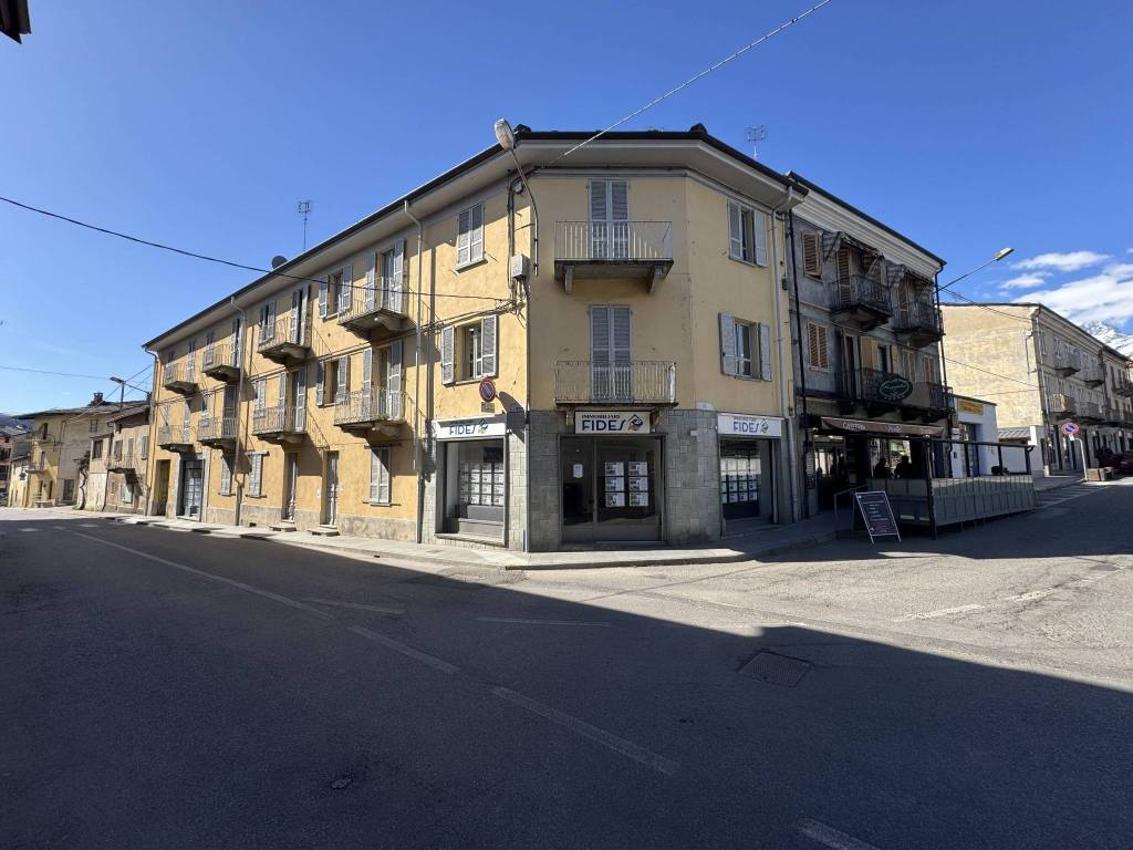 appartamento in vendita a Paesana