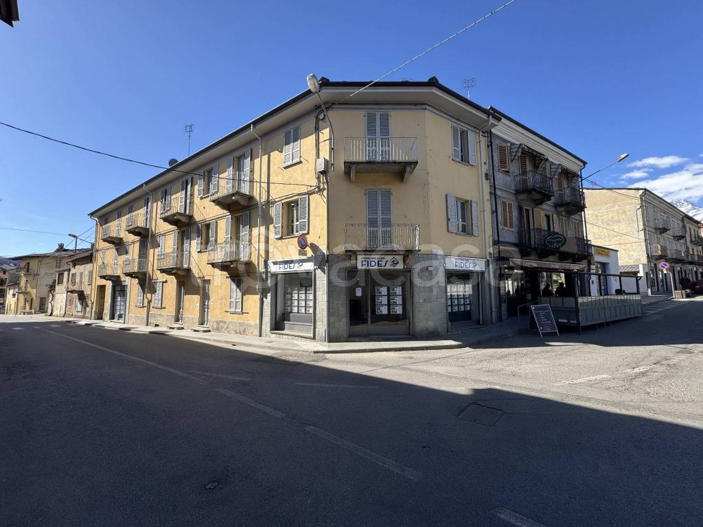 appartamento in vendita a Paesana