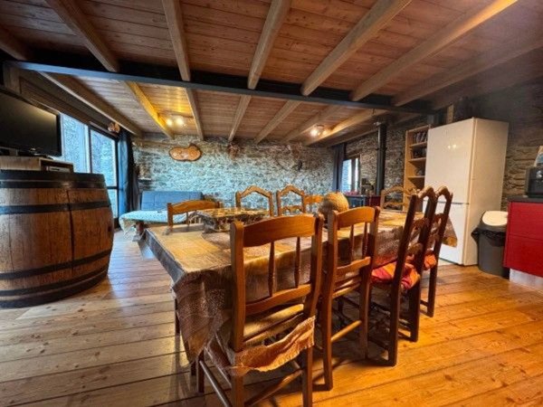 casa indipendente in vendita a Paesana