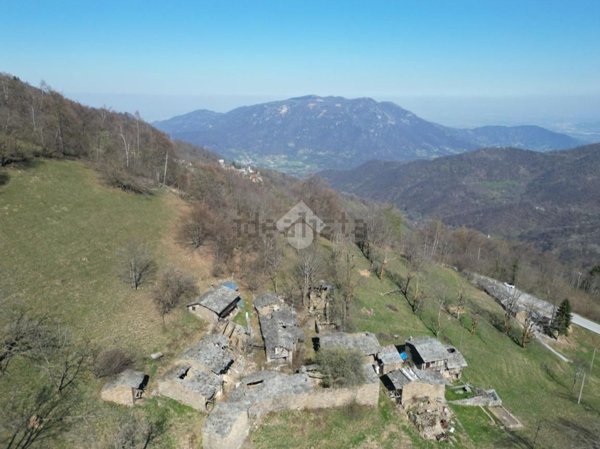 quadrivano in vendita a Paesana