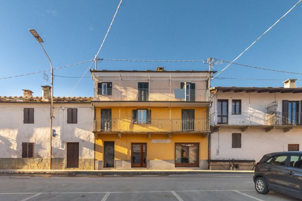 appartamento in vendita a Paesana