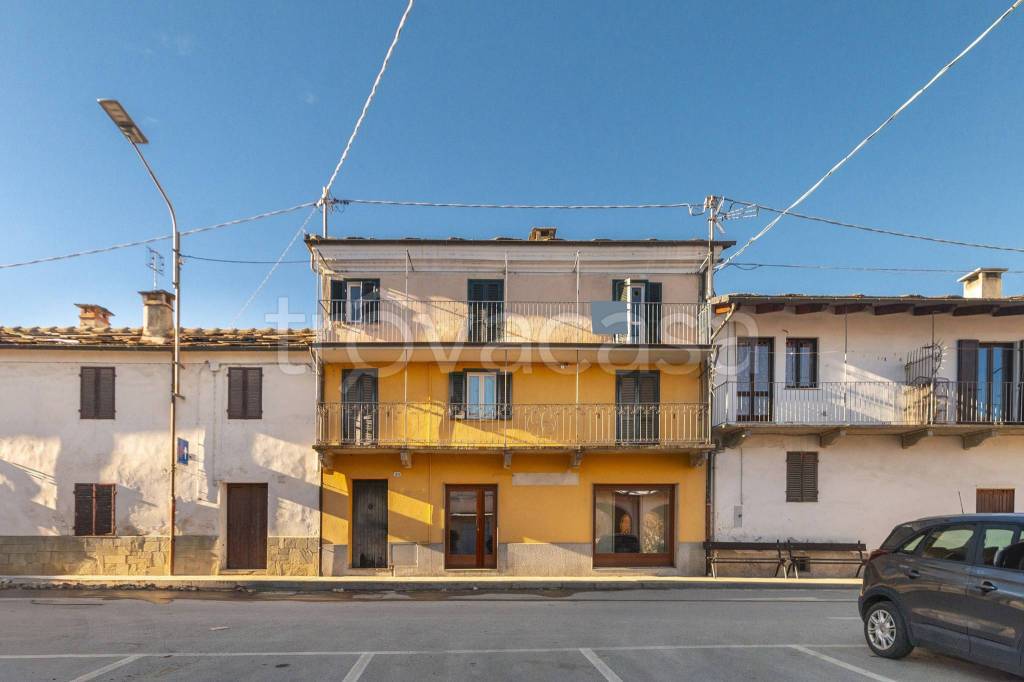 appartamento in vendita a Paesana