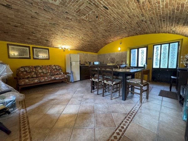 casa indipendente in vendita a Paesana