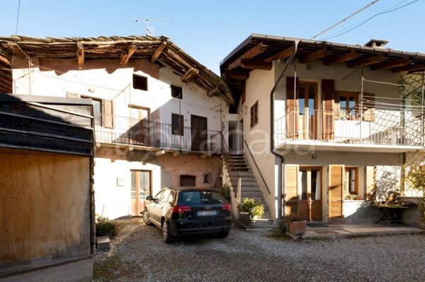 casa indipendente in vendita a Paesana in zona Erasca Ghisola