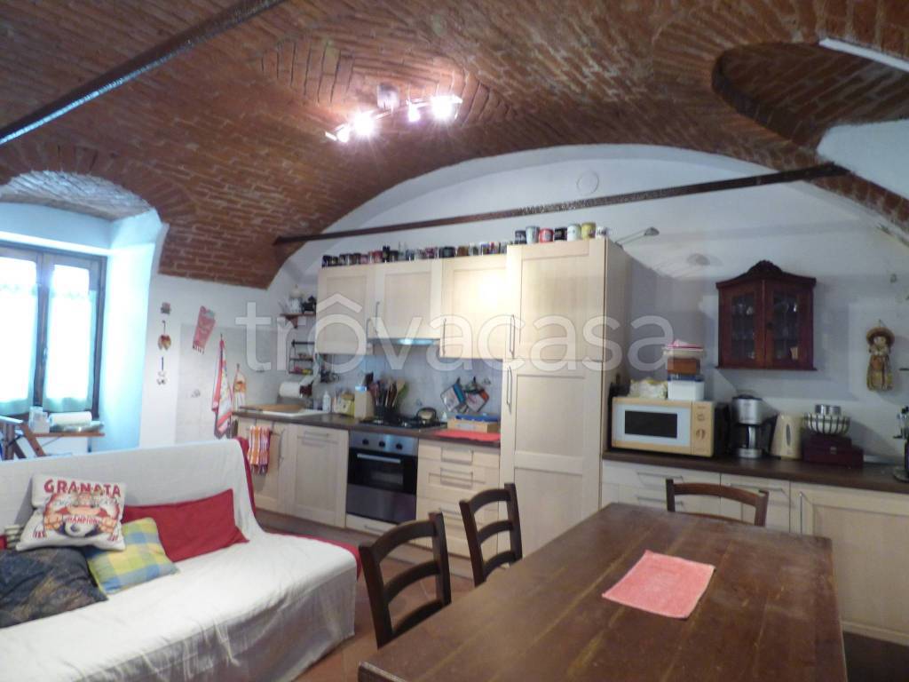 casa indipendente in vendita a Paesana in zona Erasca Ghisola