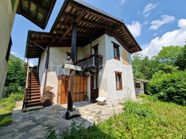 casa indipendente in vendita a Paesana in zona Calcinere