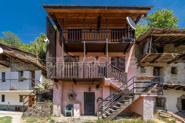casa indipendente in vendita a Paesana in zona Erasca Ghisola