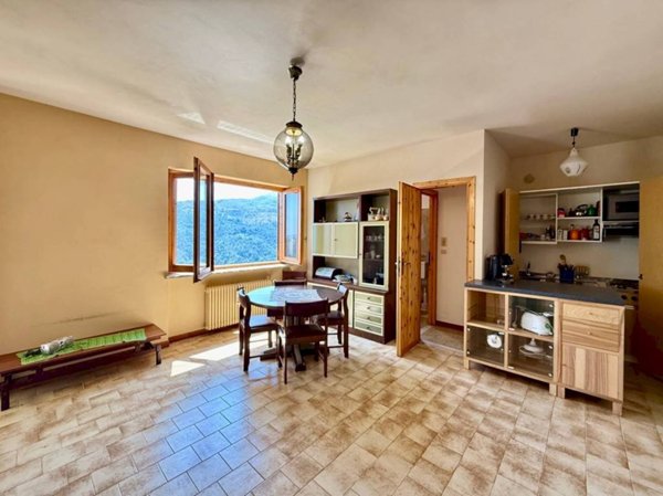 appartamento in vendita a Paesana