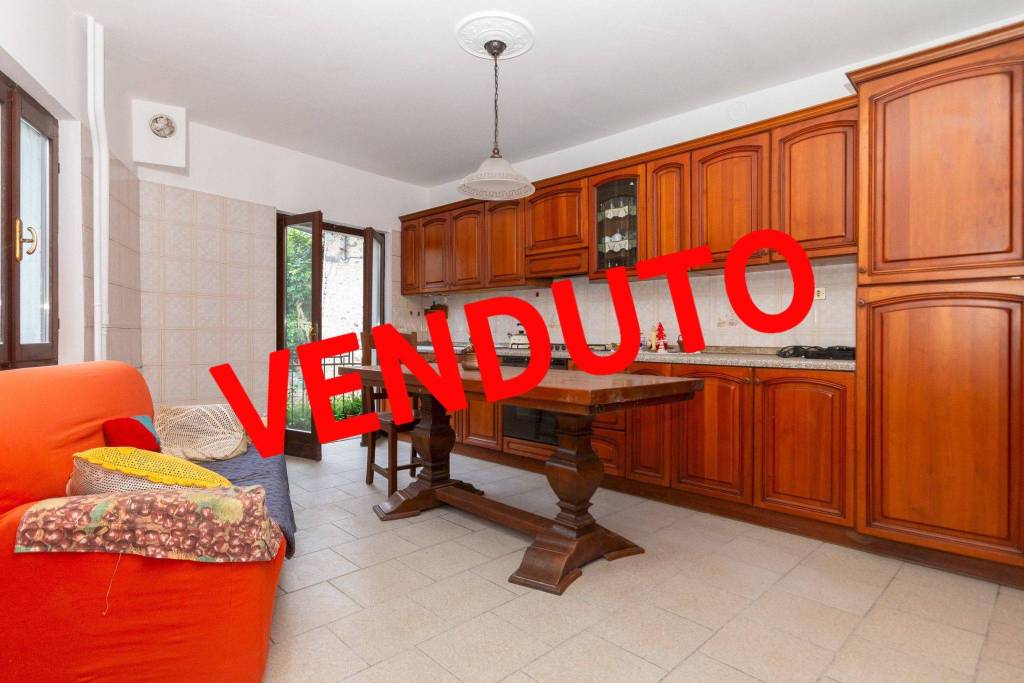 casa indipendente in vendita a Pagno