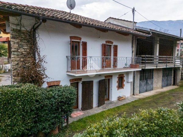 casa semindipendente in vendita a Pagno