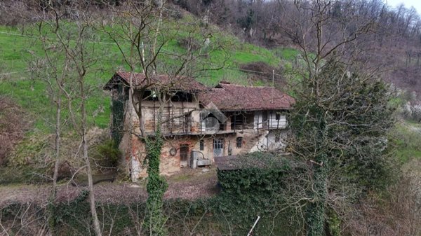 casale in vendita a Pagno