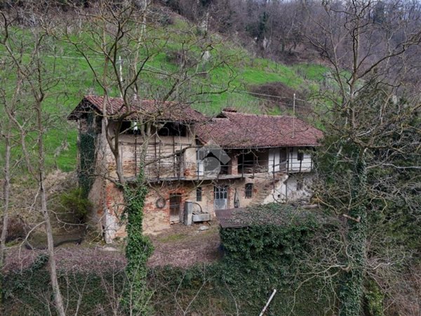 casa indipendente in vendita a Pagno