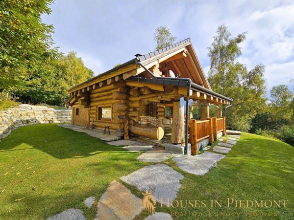 casa indipendente in vendita a Pamparato
