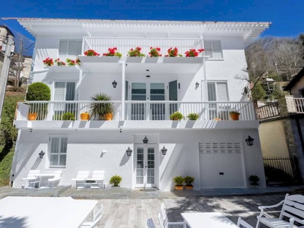 casa semindipendente in vendita a Pamparato